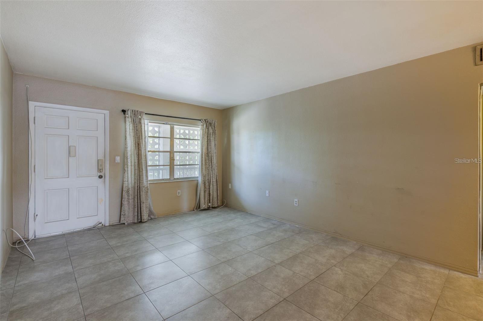 5155 9TH AVE N #302 — photo 9