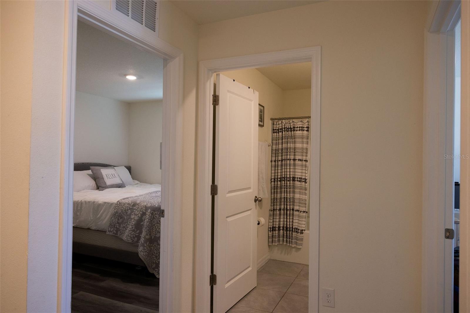 10428 FLATHEAD DR — photo 26
