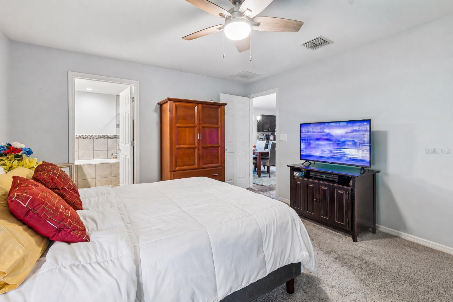 6917 GIDEON CIR — photo 21