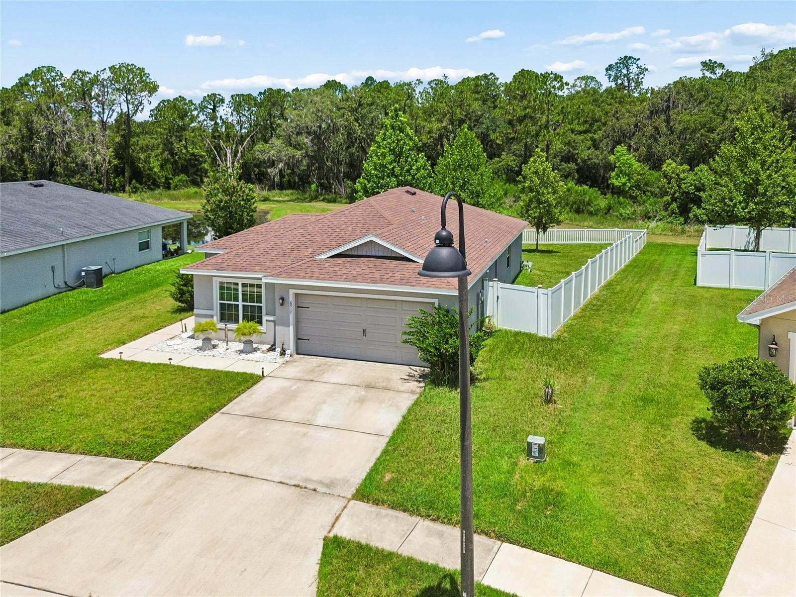 6917 GIDEON CIR — photo 40