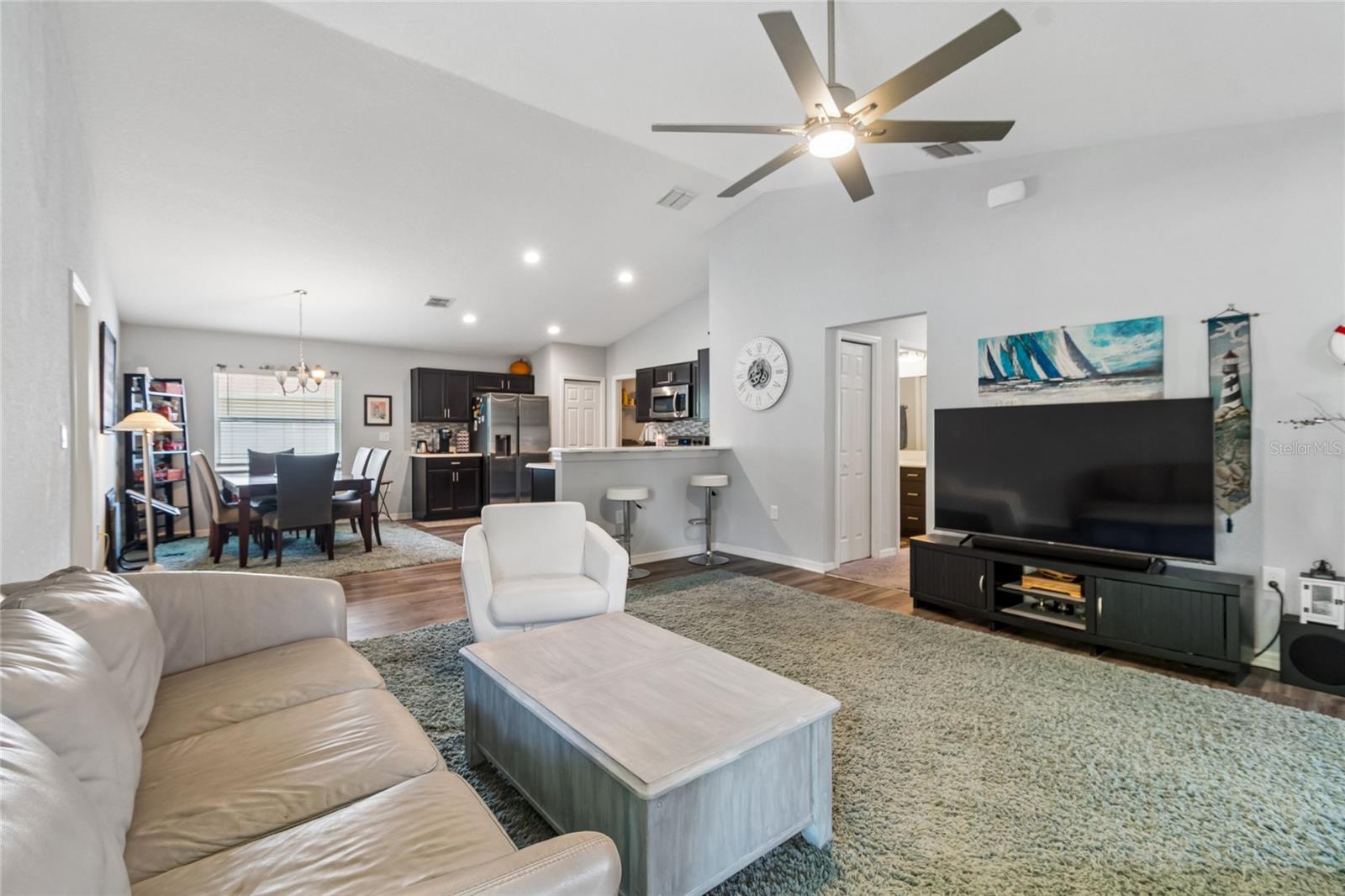 6917 GIDEON CIR — photo 7