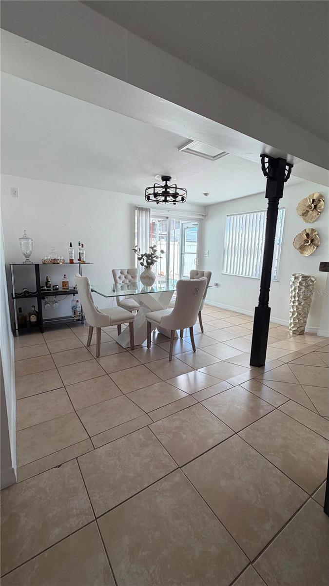 6713 WILLOW SPRING CT — photo 12