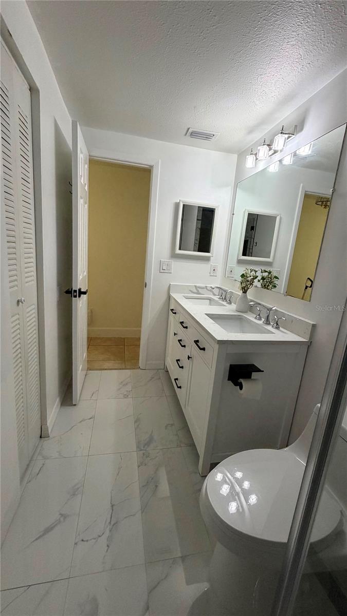6713 WILLOW SPRING CT — photo 11