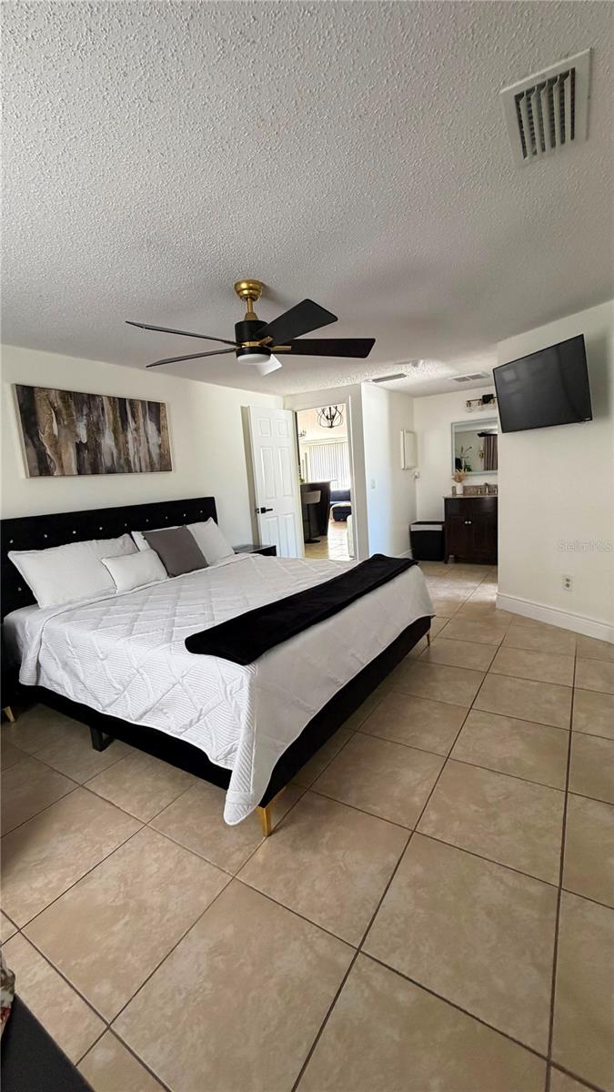 6713 WILLOW SPRING CT — photo 24
