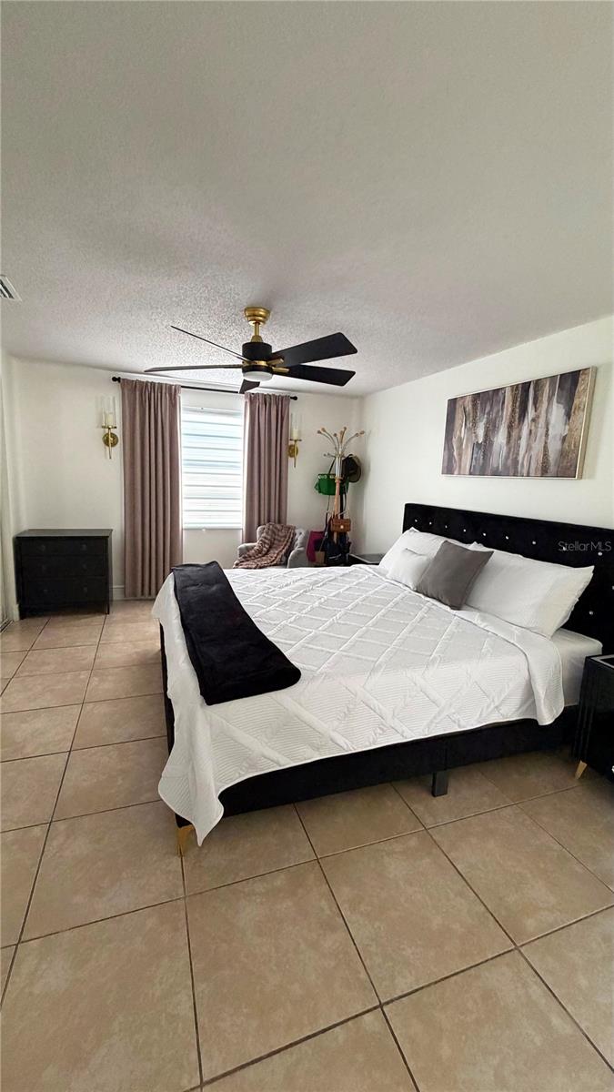 6713 WILLOW SPRING CT — photo 35