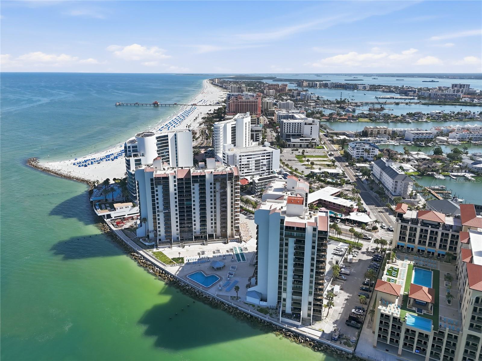 450 S GULFVIEW BLVD #301 — photo 2
