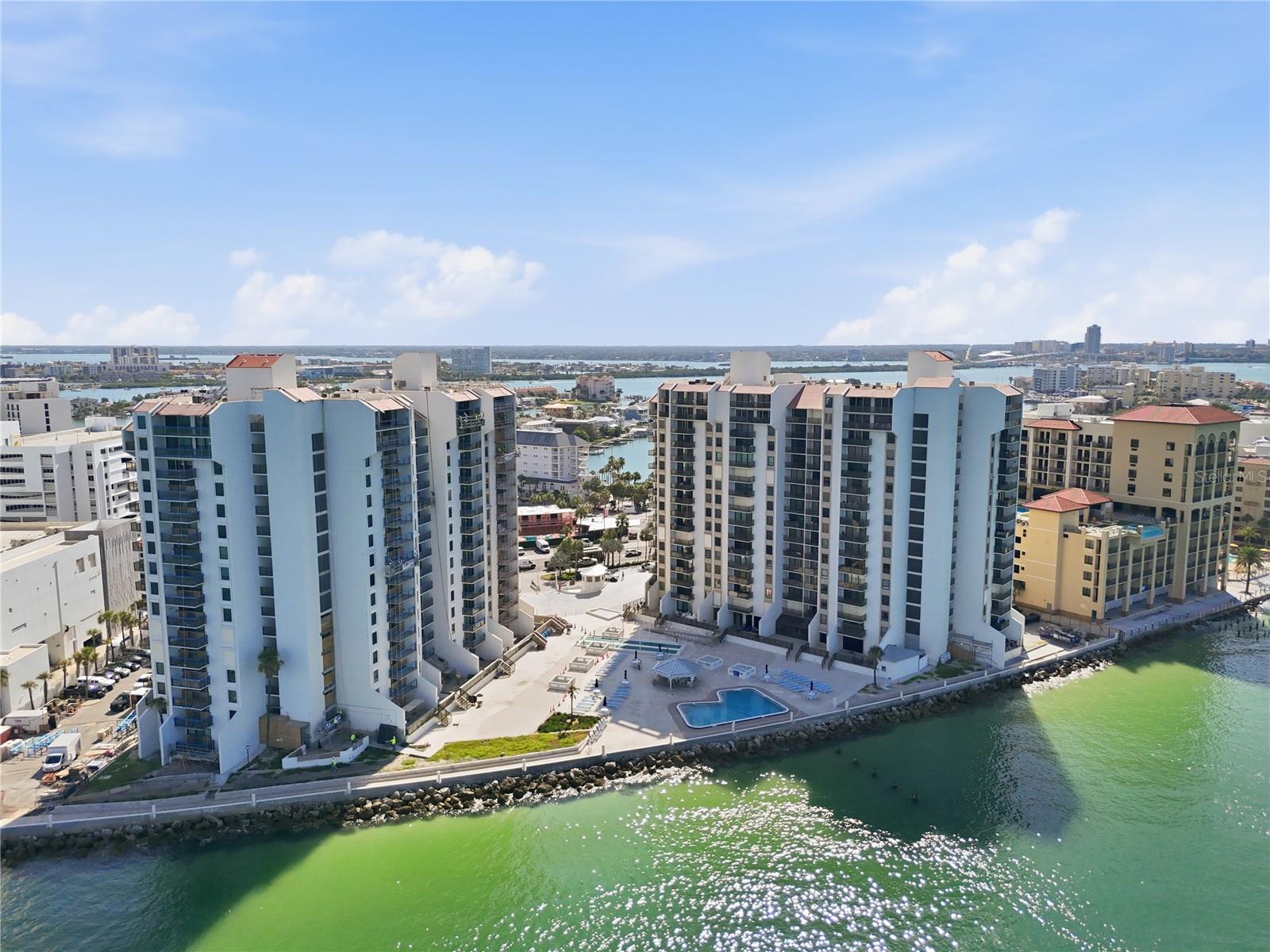 450 S GULFVIEW BLVD #301 — photo 9