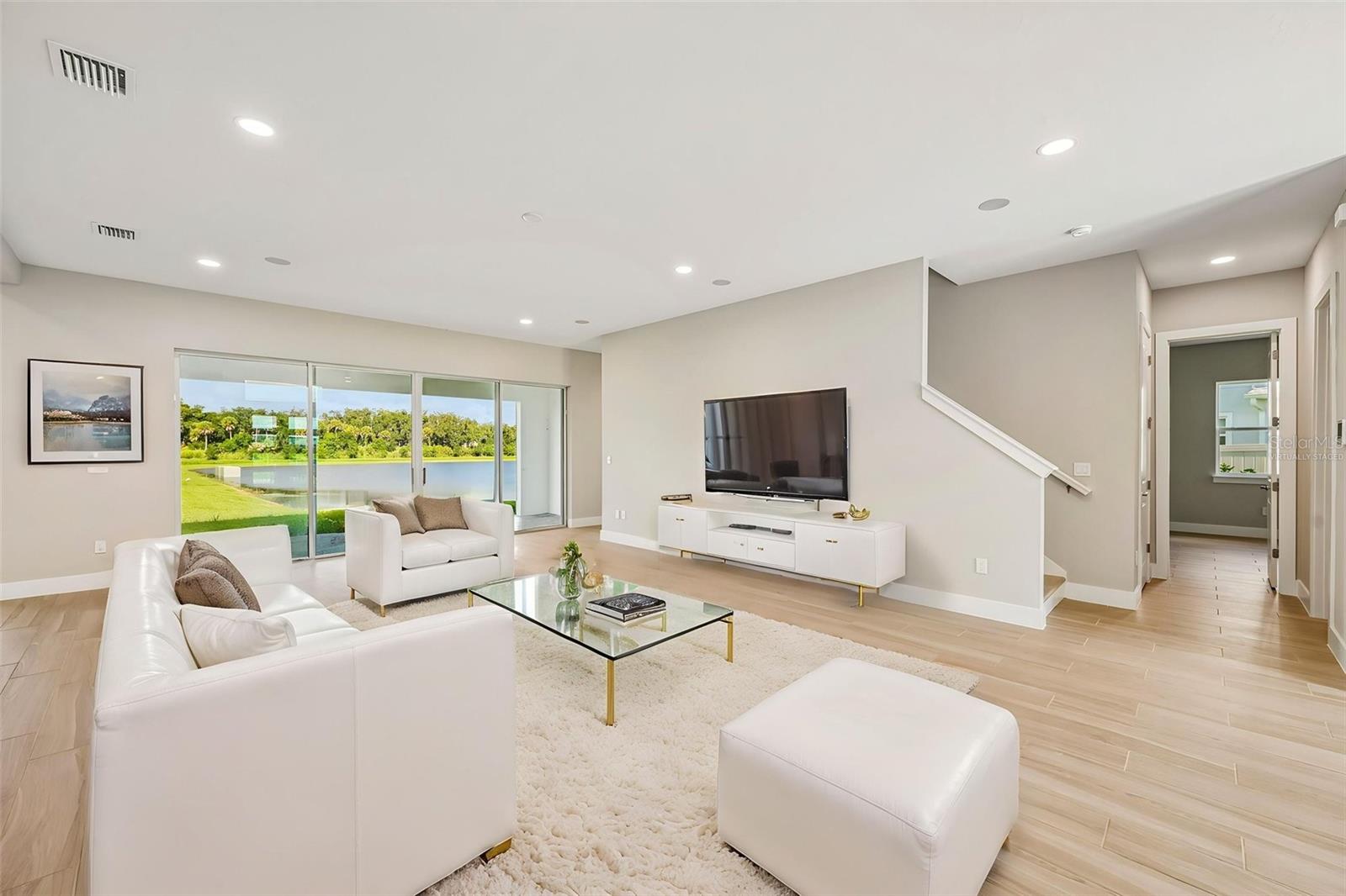 8530 SALMAR LOOP — photo 8