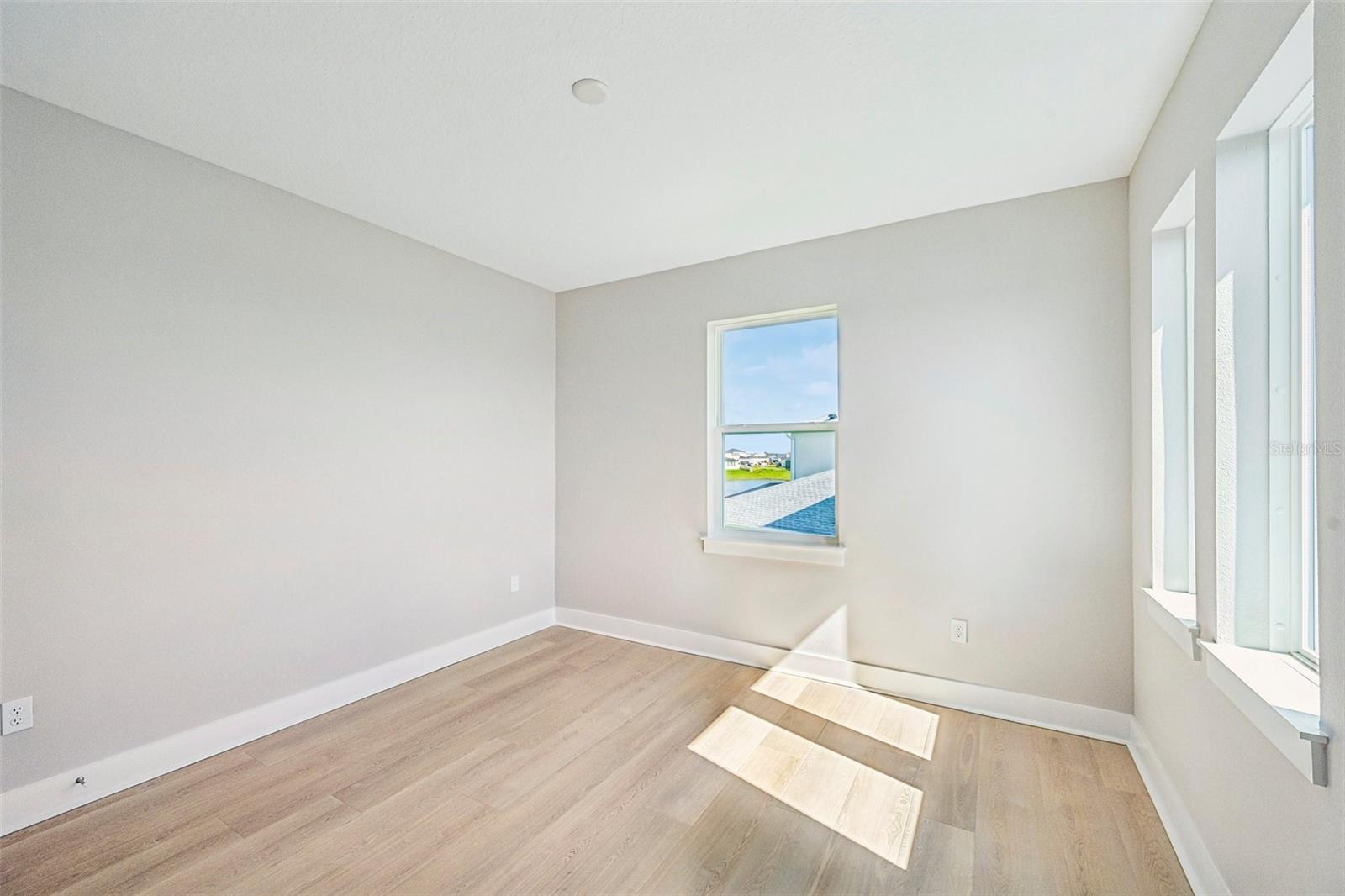 8530 SALMAR LOOP — photo 43