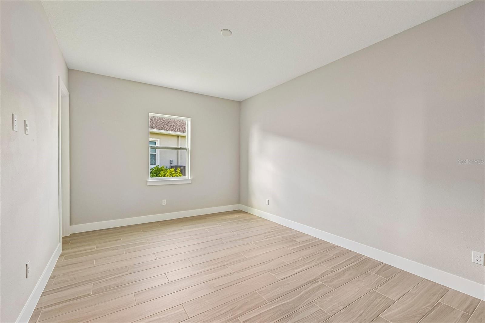 8530 SALMAR LOOP — photo 19