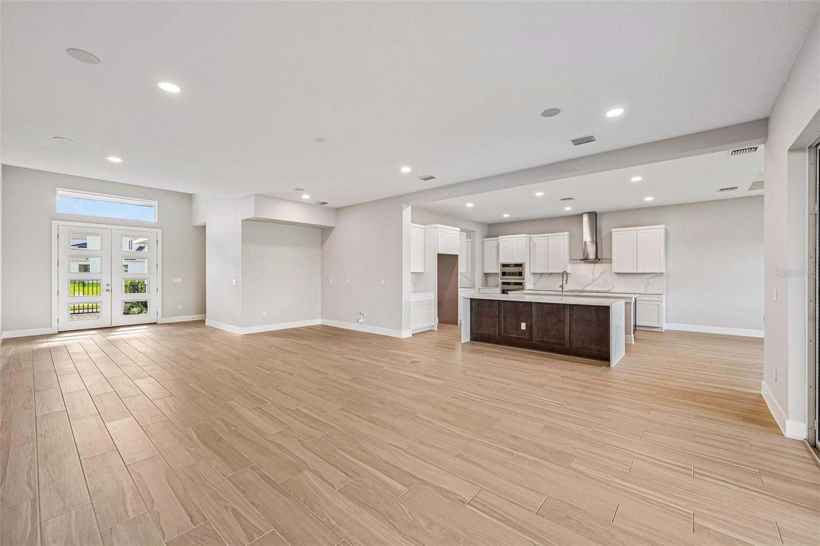 8530 SALMAR LOOP — photo 9