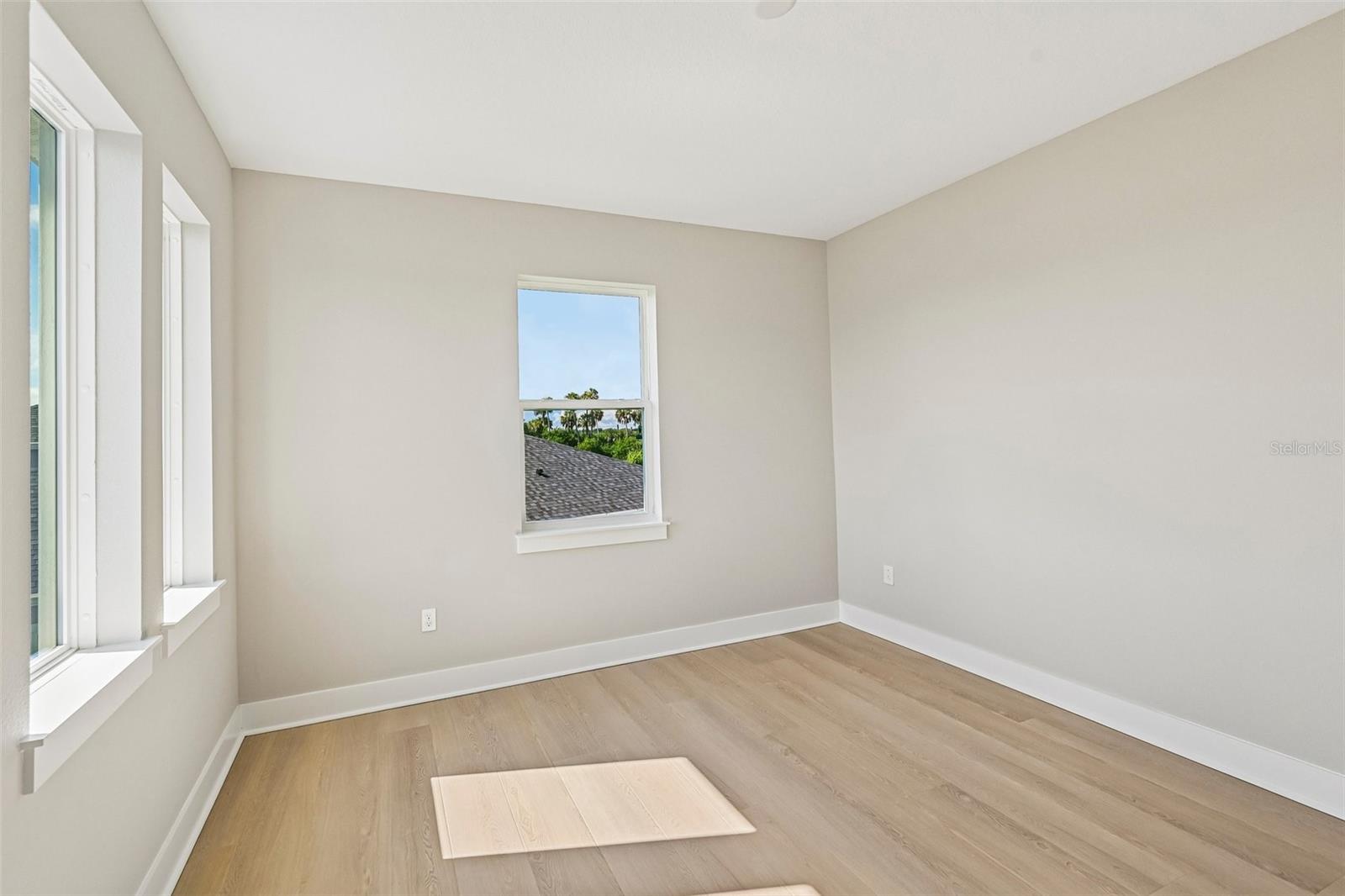 8530 SALMAR LOOP — photo 40