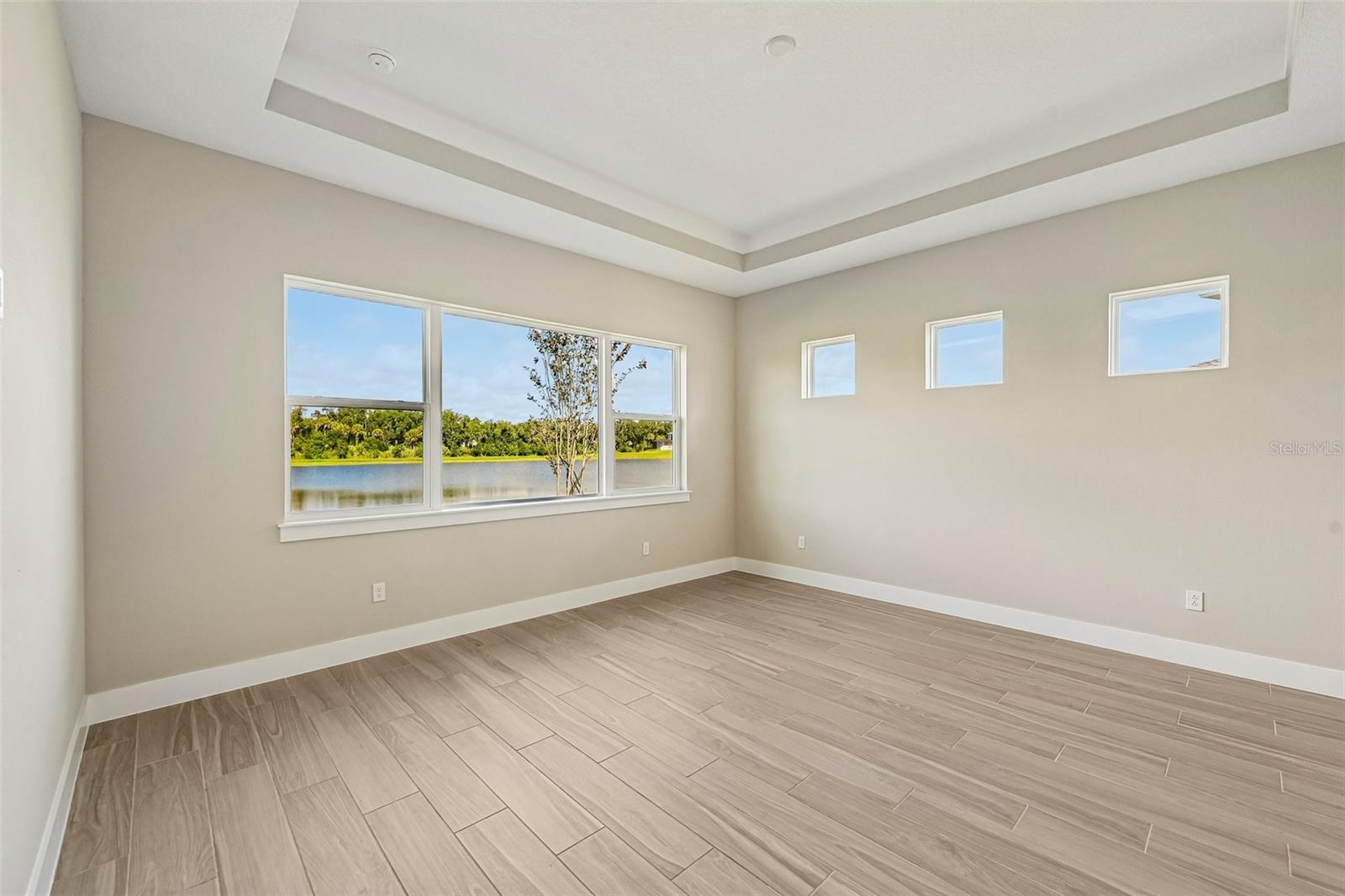 8530 SALMAR LOOP — photo 32