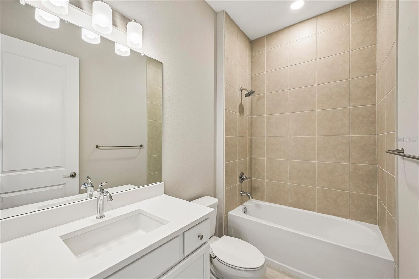8530 SALMAR LOOP — photo 21