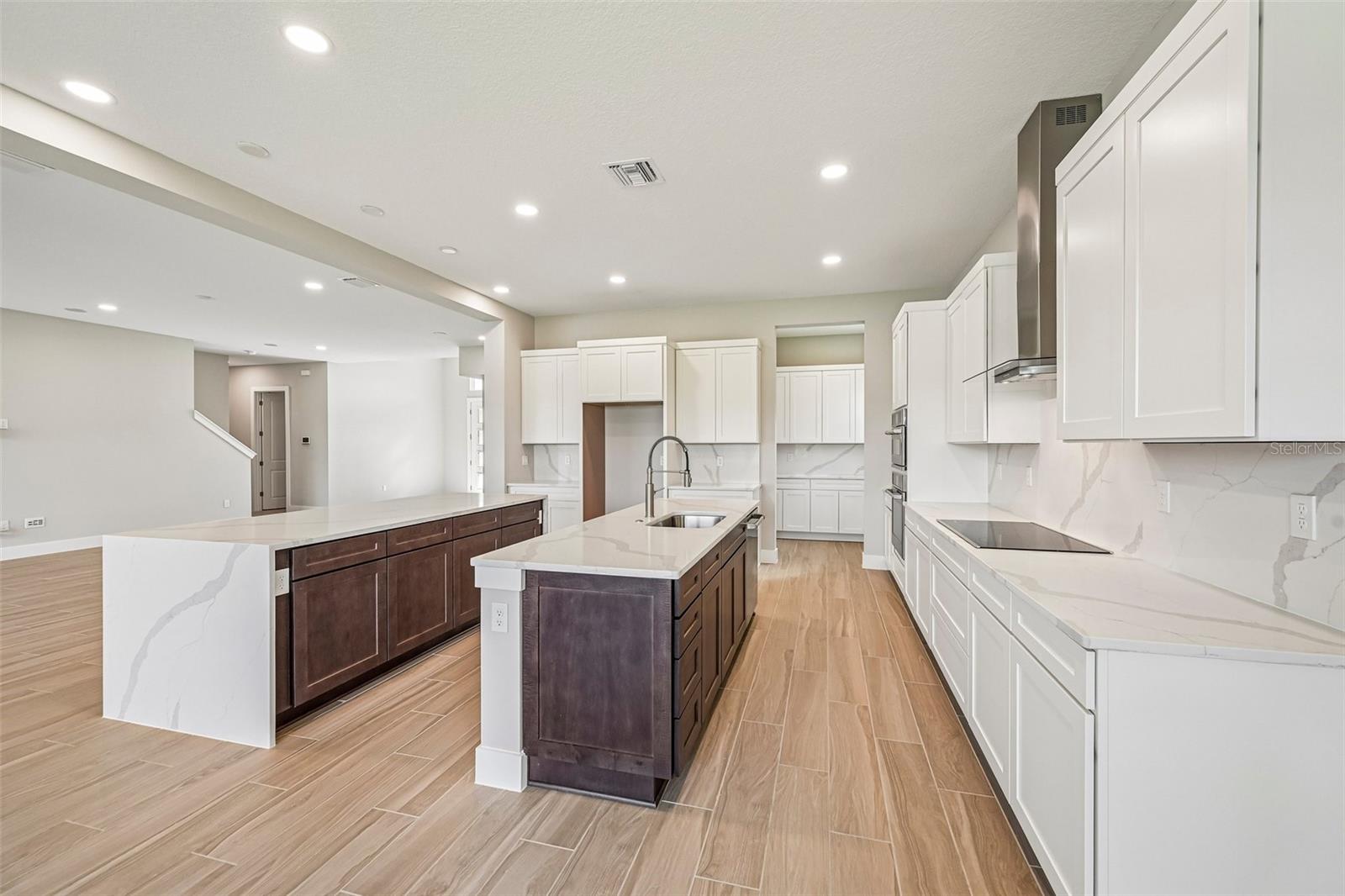 8530 SALMAR LOOP — photo 15