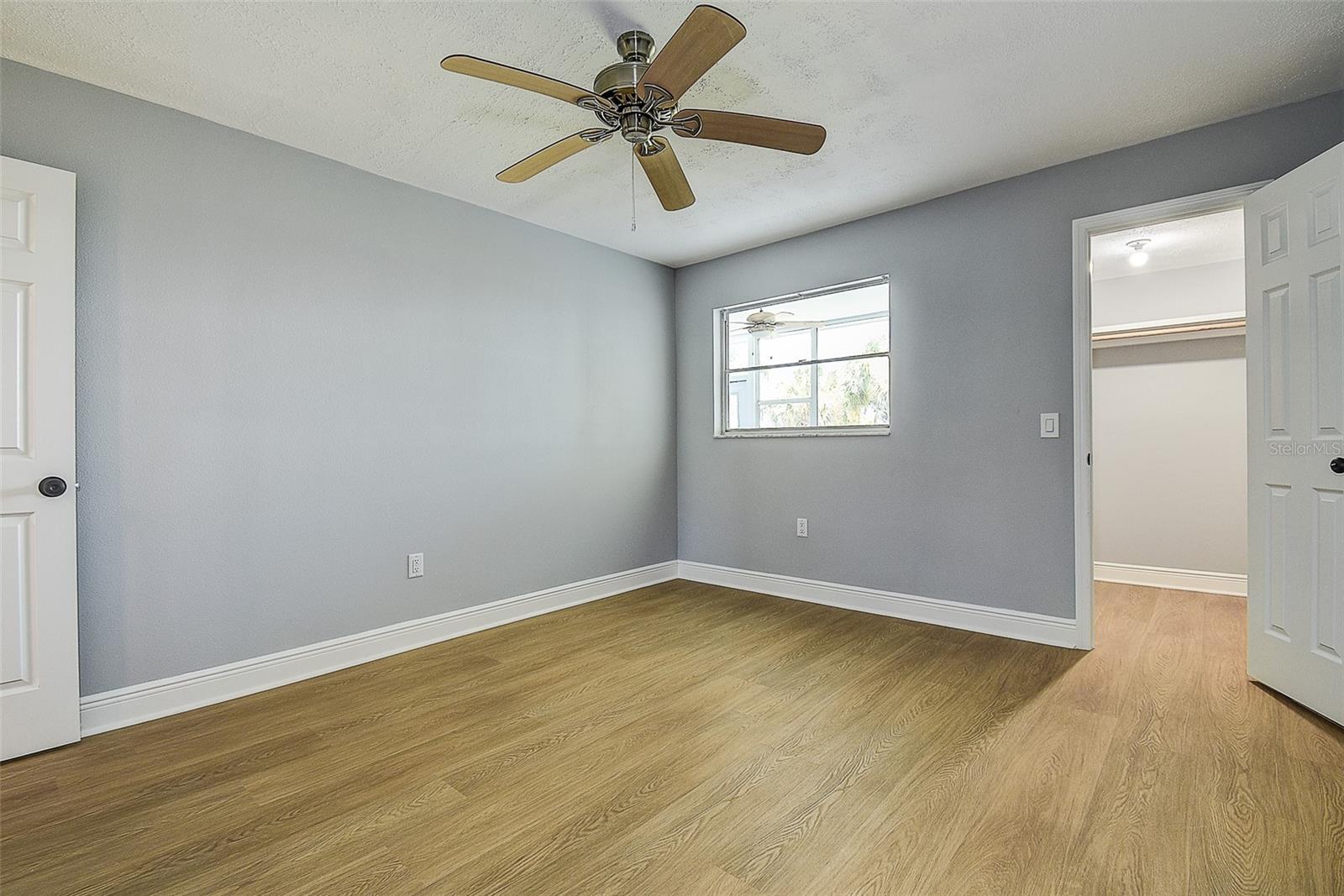 1819 SHORE DR S #110 — photo 25