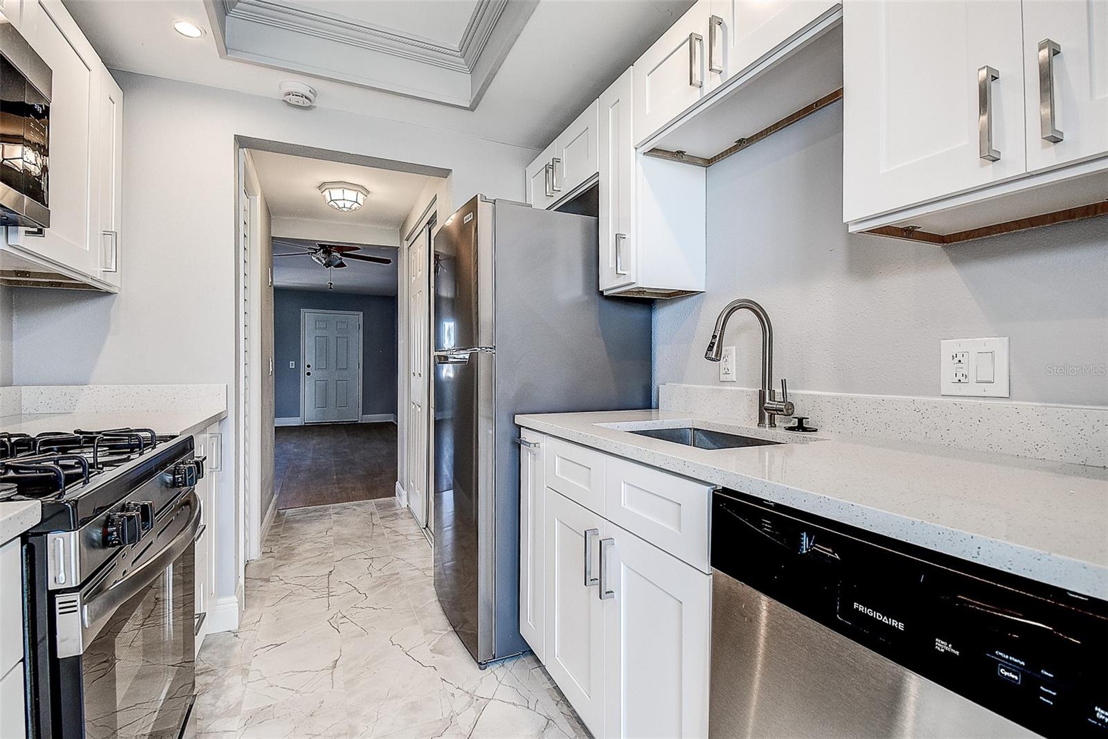 1819 SHORE DR S #110 — photo 16