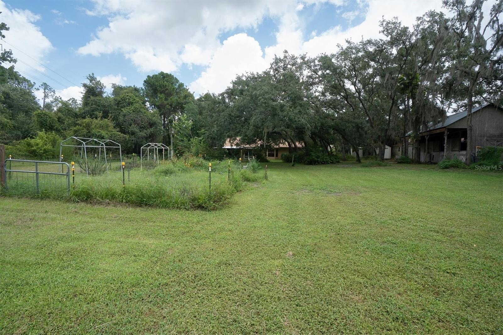 6812 RIDGE TOP DR — photo 65