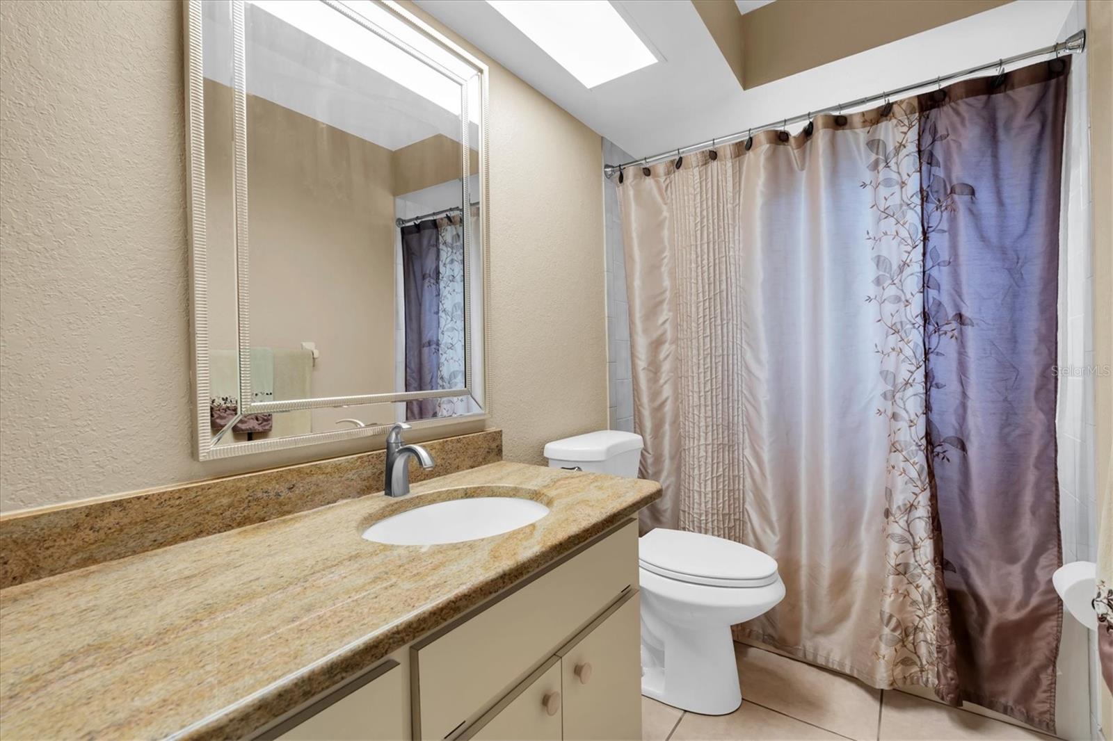 6812 RIDGE TOP DR — photo 33