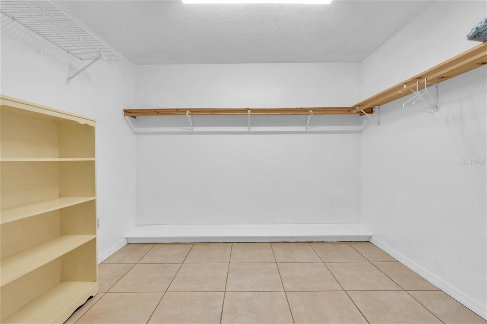 6812 RIDGE TOP DR — photo 30