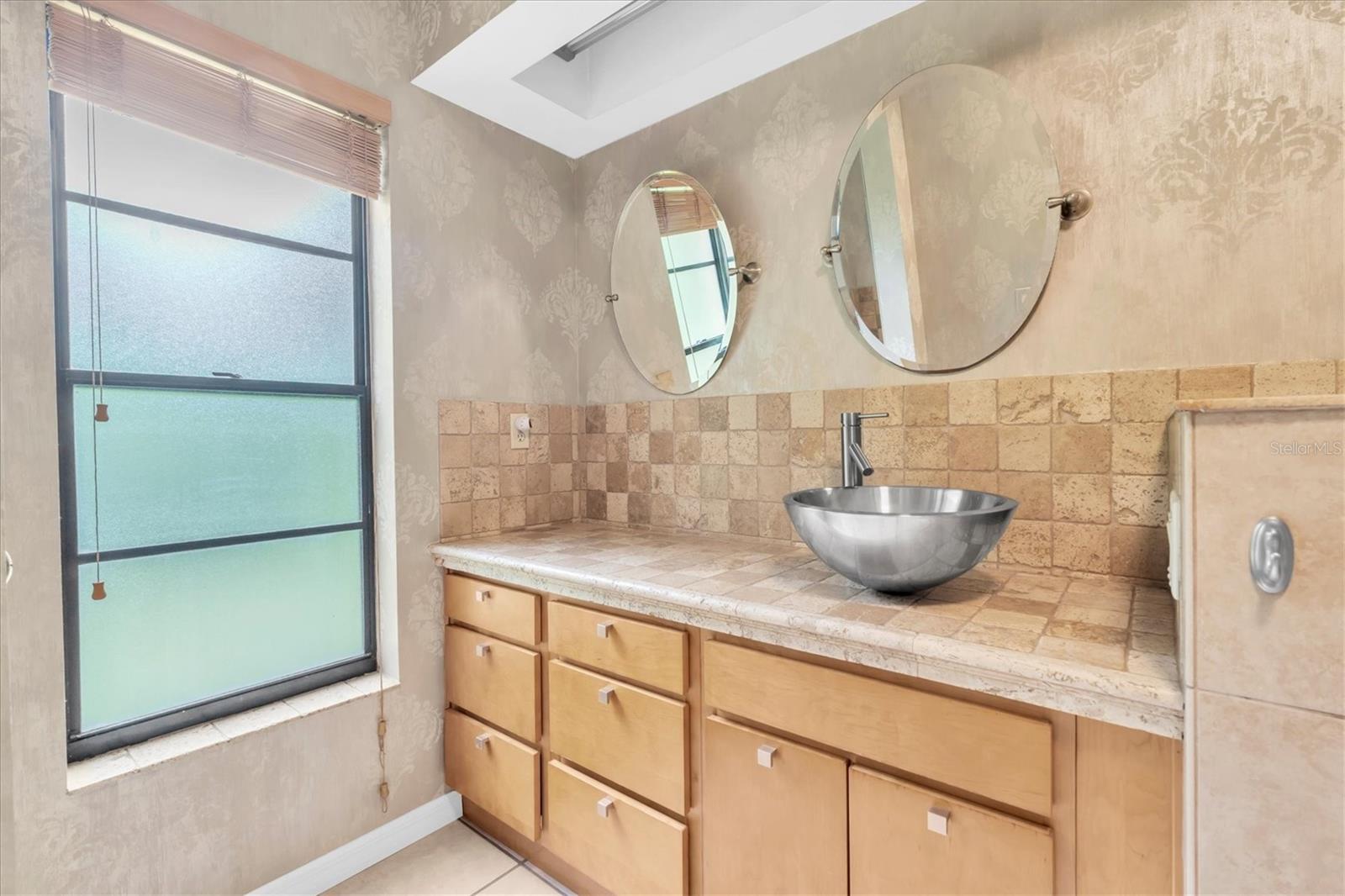 6812 RIDGE TOP DR — photo 31