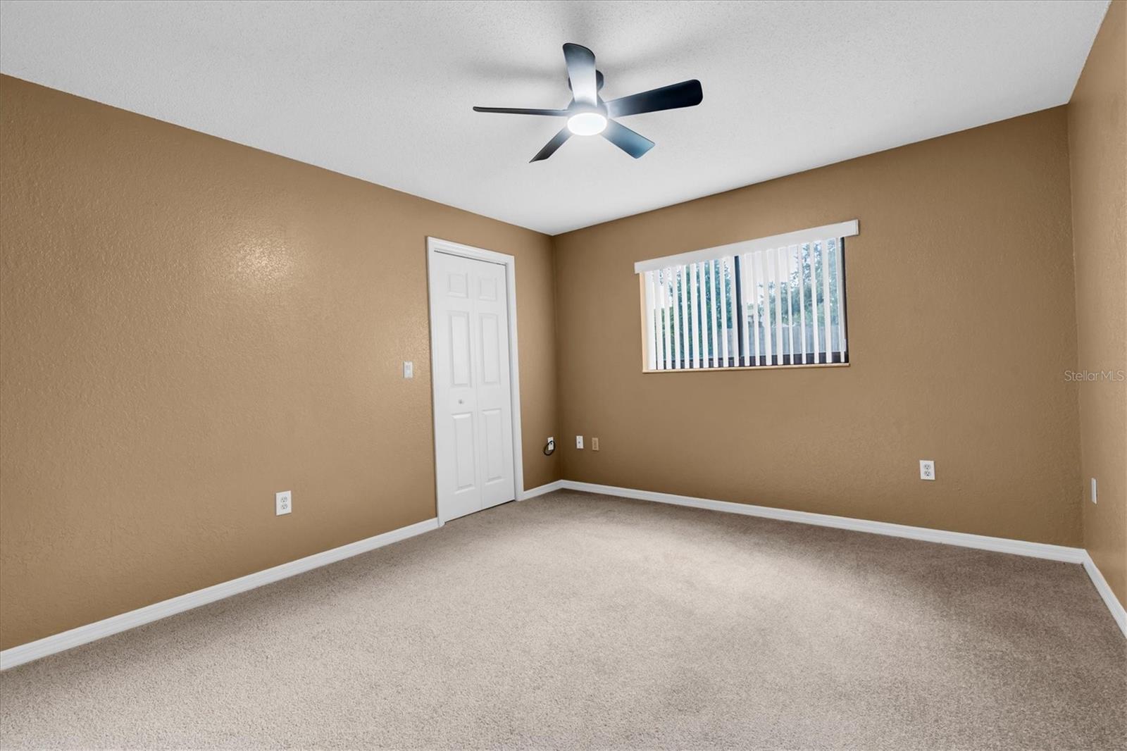 6812 RIDGE TOP DR — photo 34