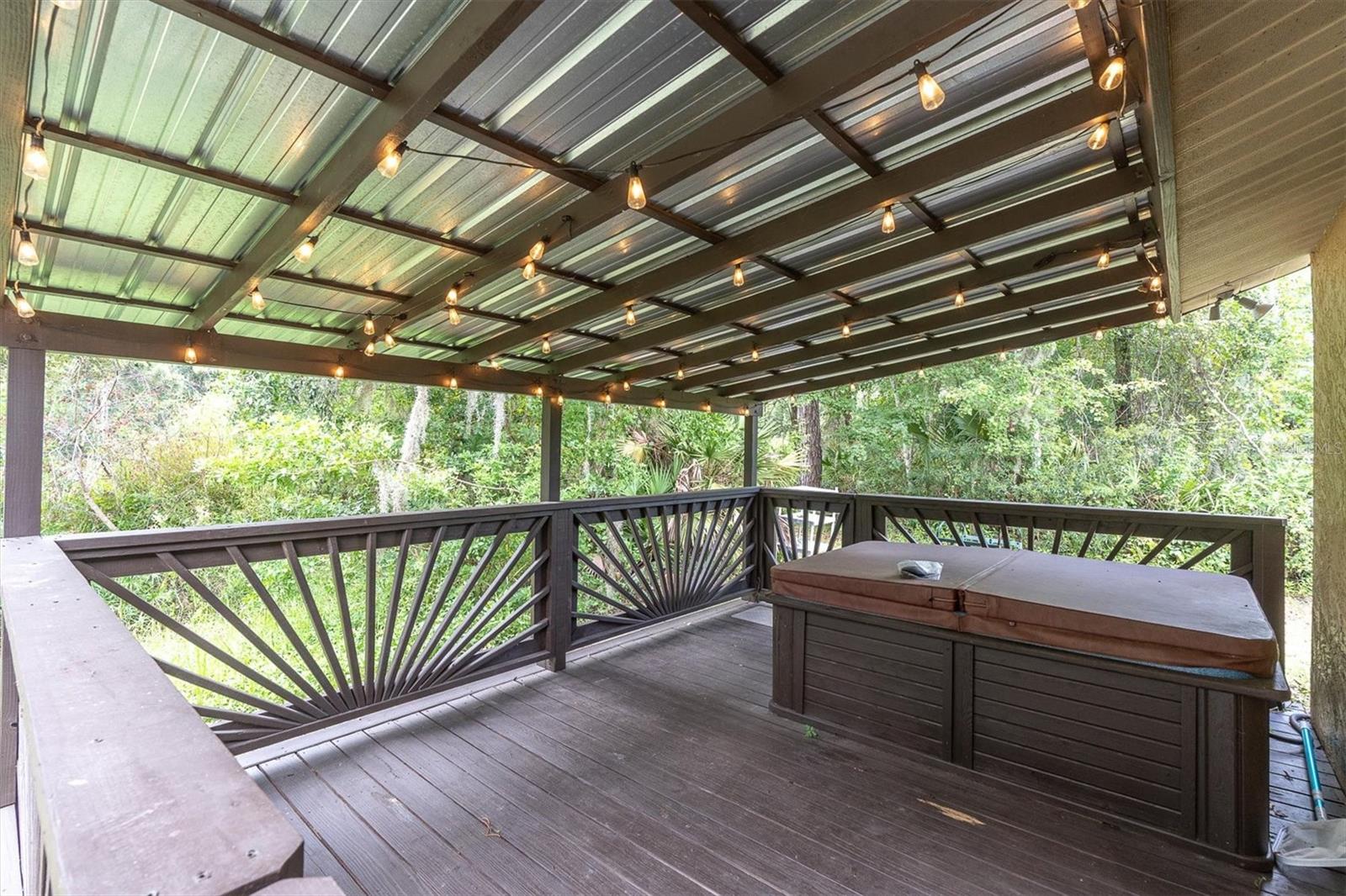 6812 RIDGE TOP DR — photo 42
