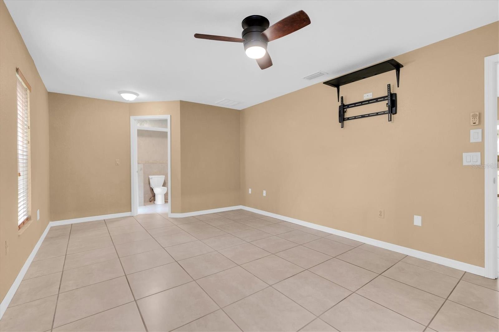 6812 RIDGE TOP DR — photo 28