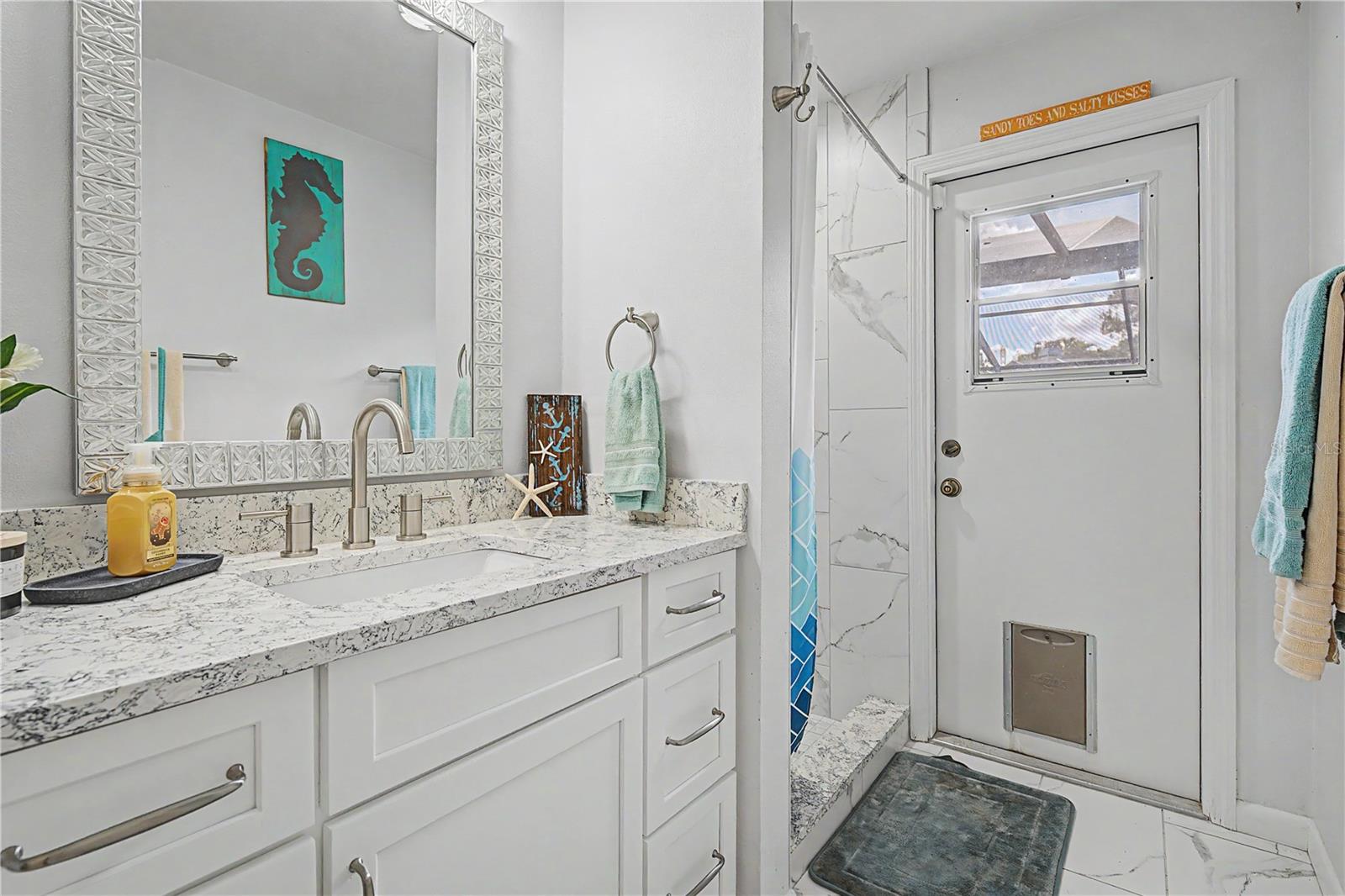2717 REDFORD CT E — photo 37