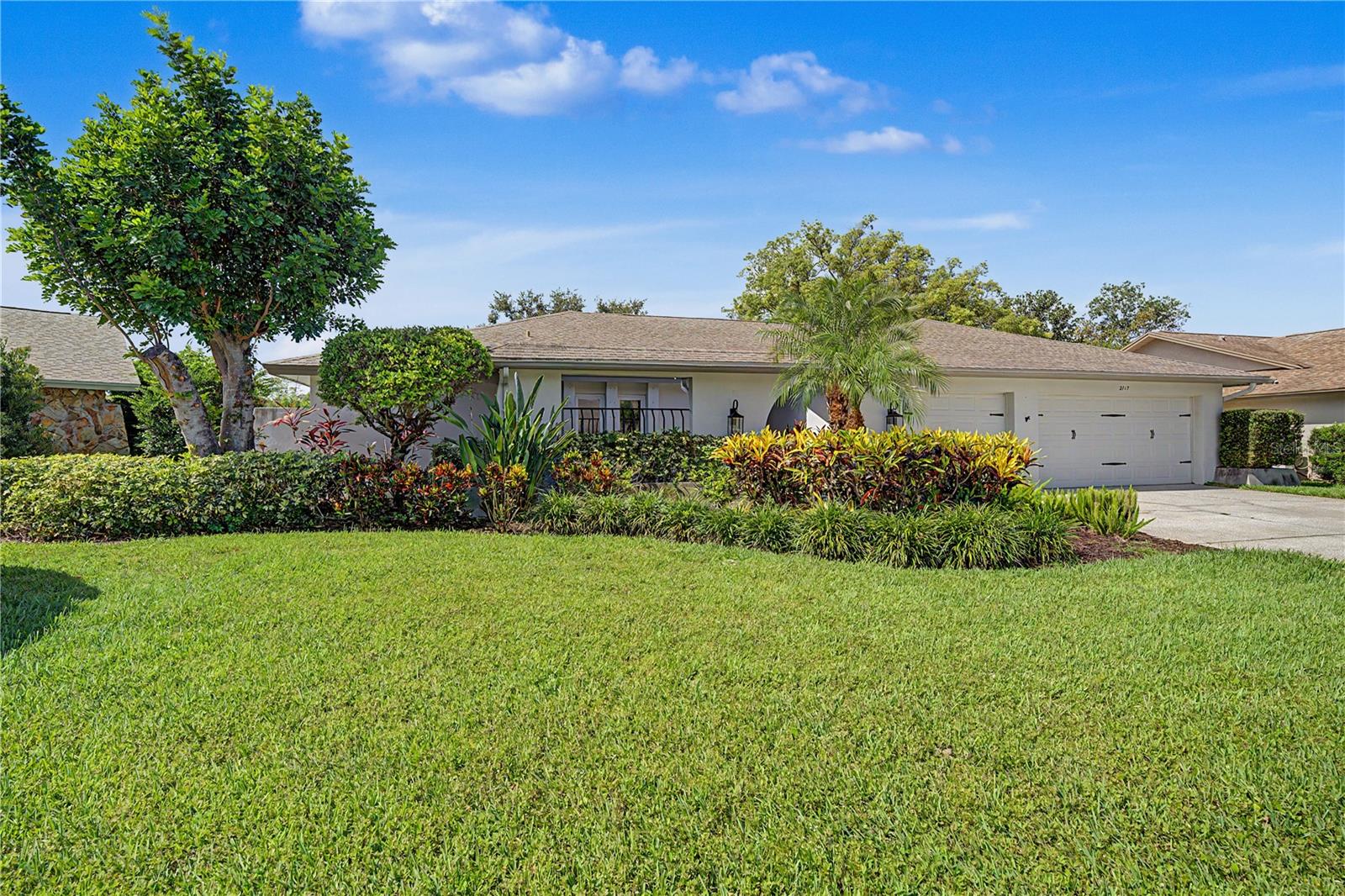 2717 REDFORD CT E — photo 51