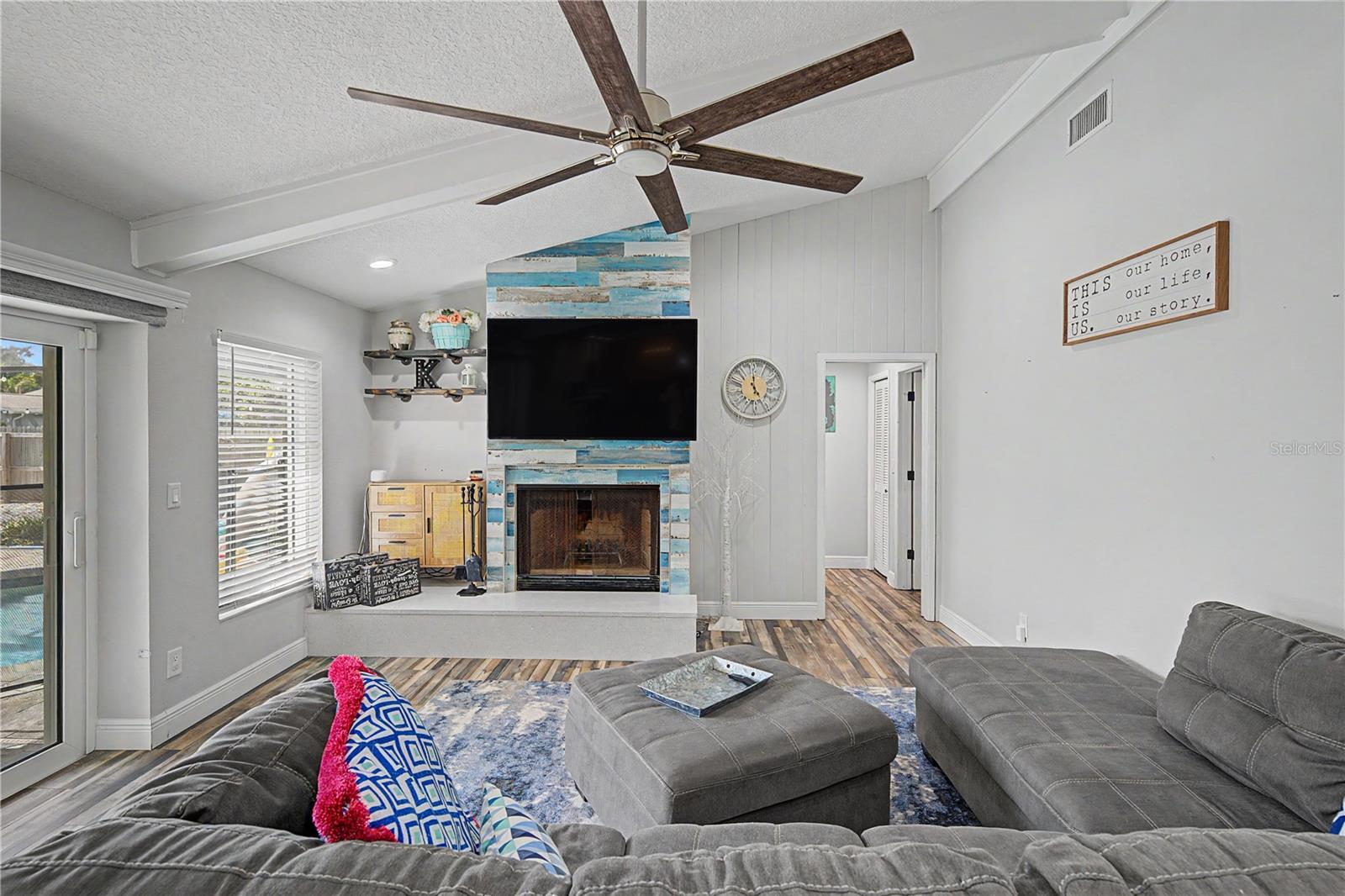 2717 REDFORD CT E — photo 21