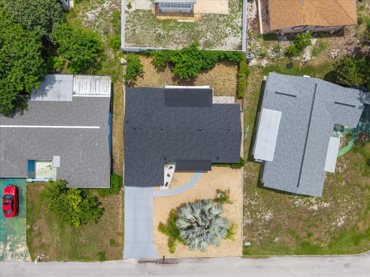 10914 OAKDALE AVE — photo 38