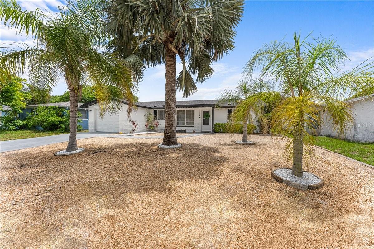 10914 OAKDALE AVE — photo 4