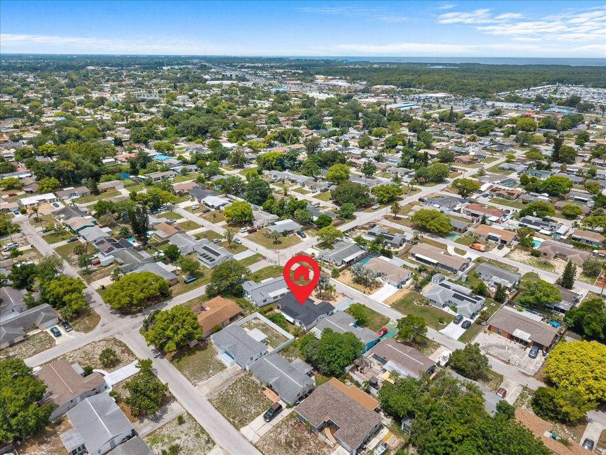 10914 OAKDALE AVE — photo 41
