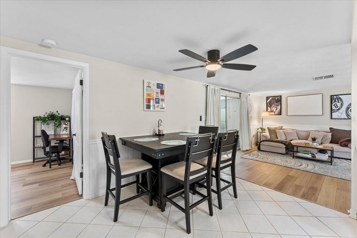 10914 OAKDALE AVE — photo 15