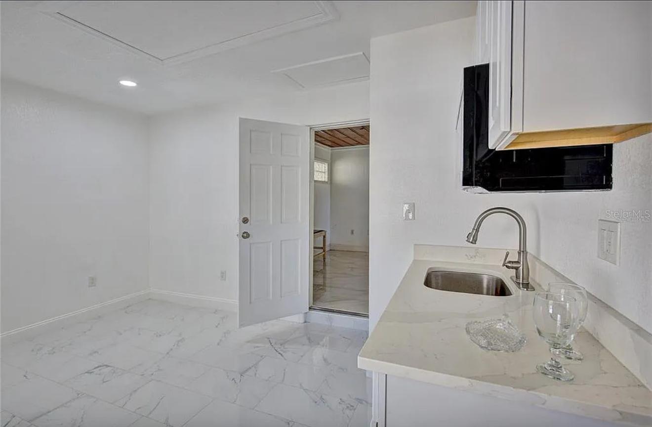 1008 CHESTER DR — photo 12