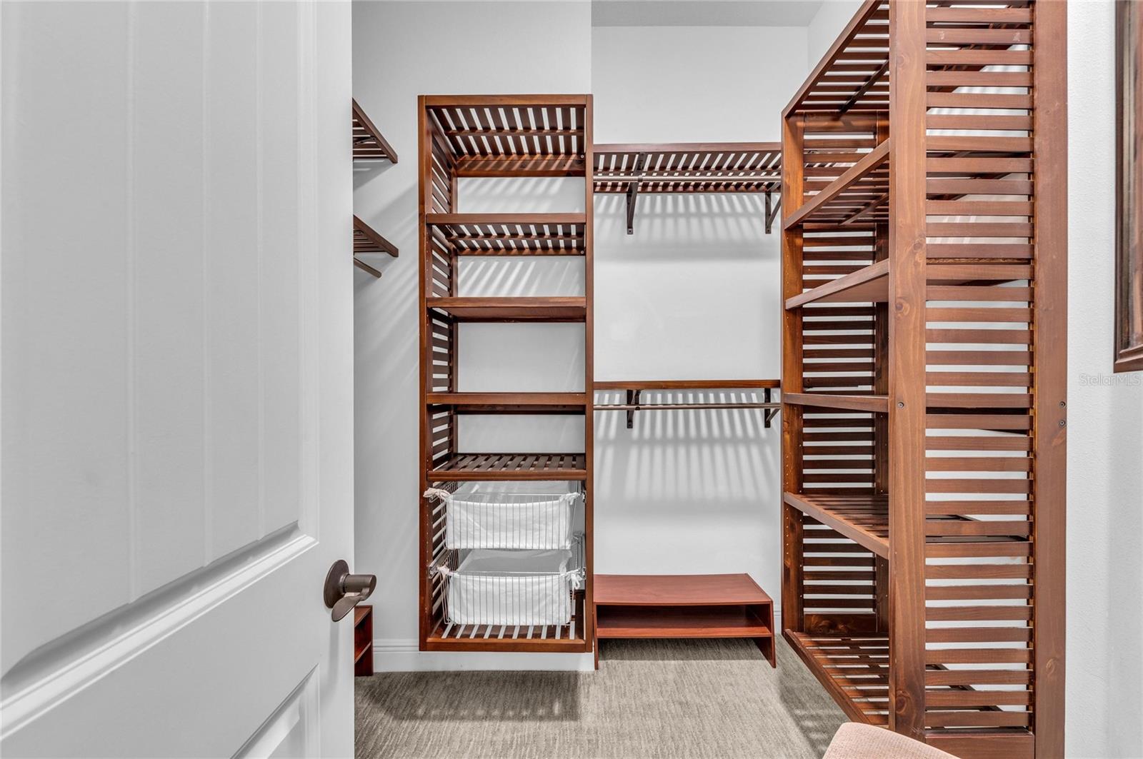 5911 RIVER FOREST CIR — photo 33