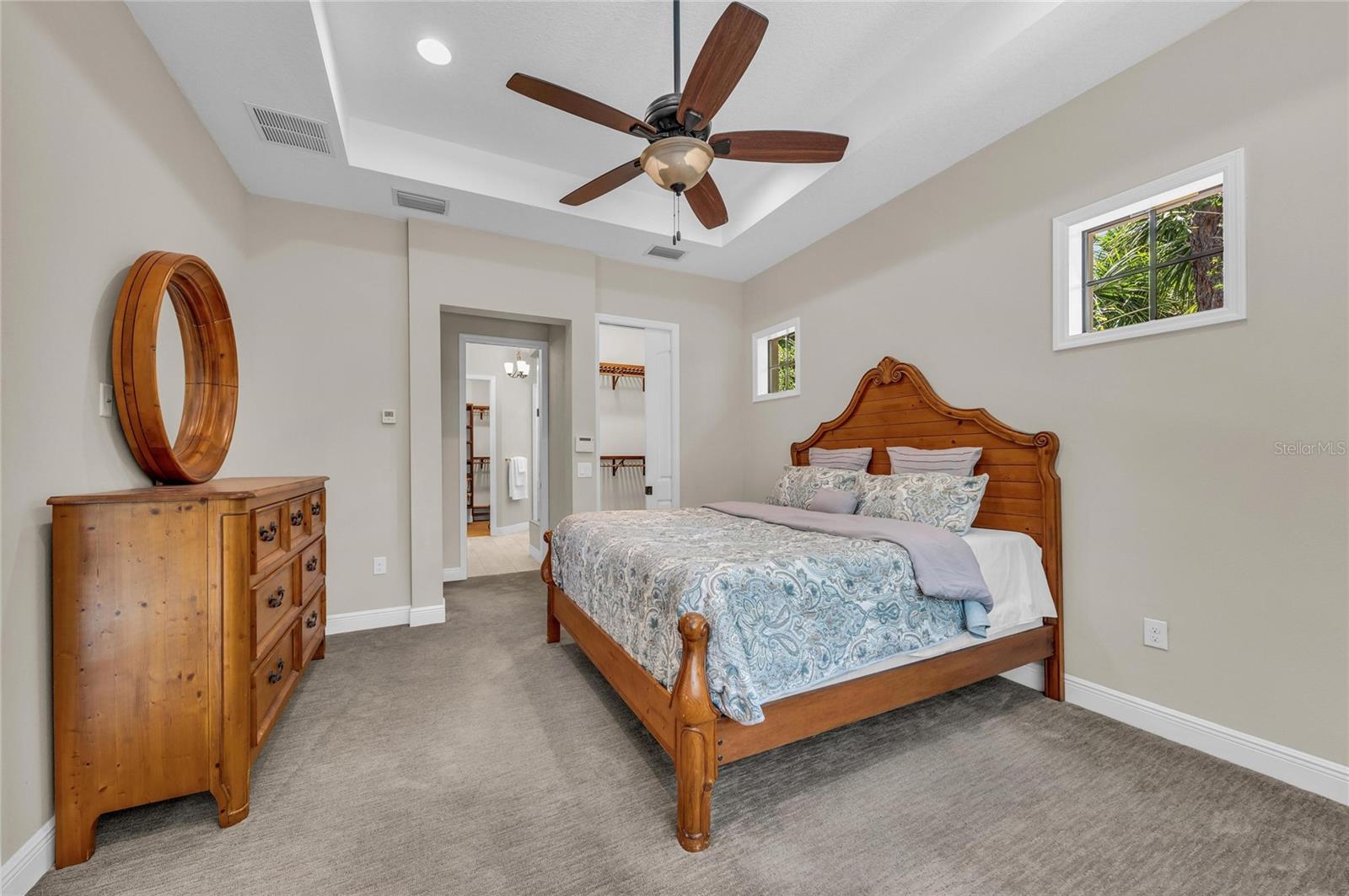 5911 RIVER FOREST CIR — photo 28
