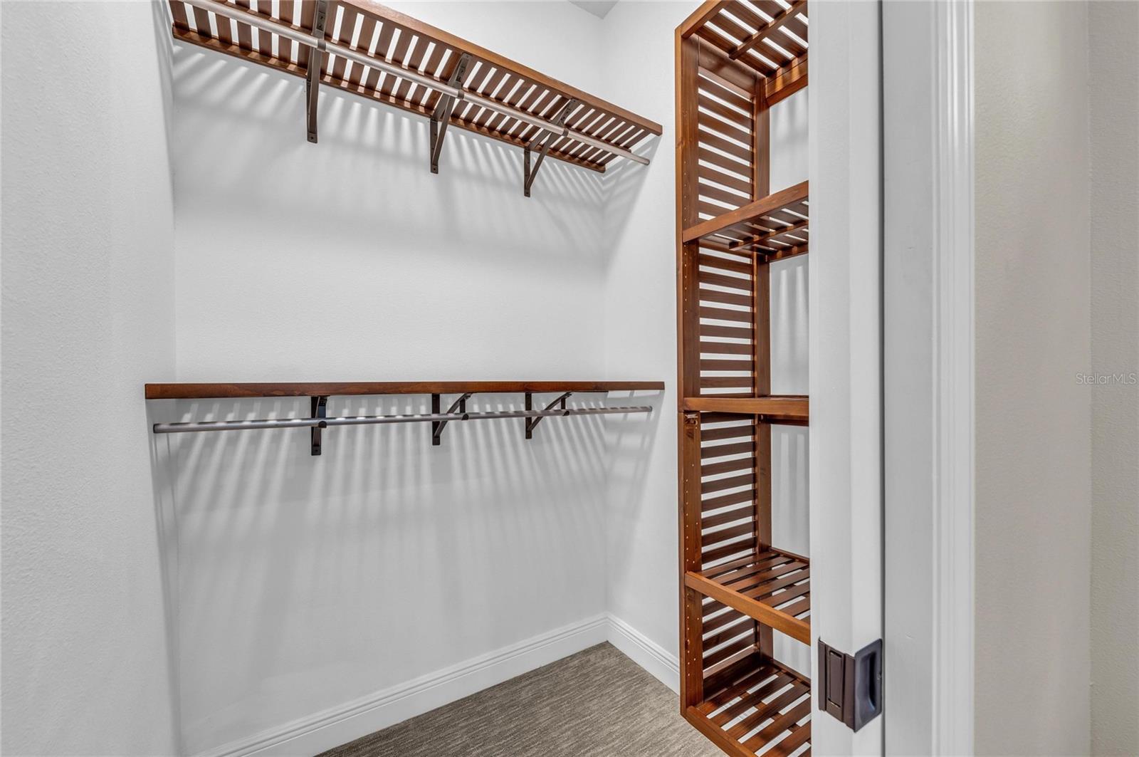 5911 RIVER FOREST CIR — photo 34