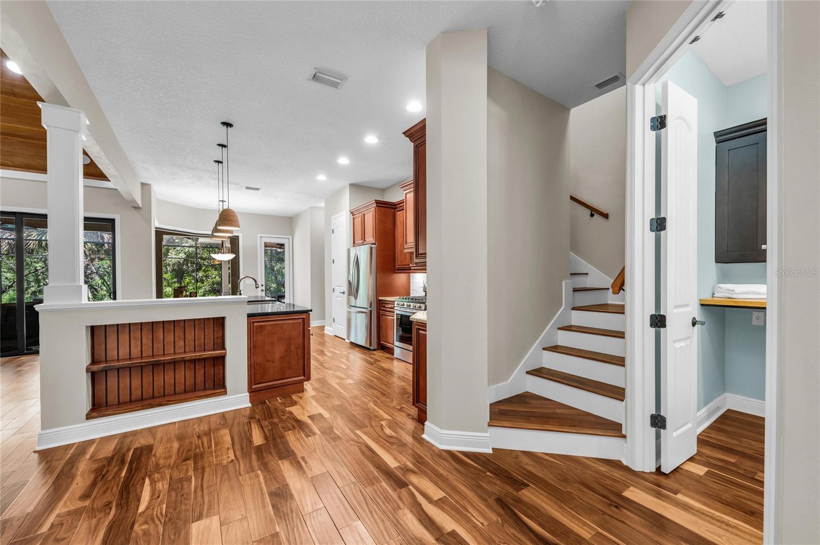 5911 RIVER FOREST CIR — photo 7