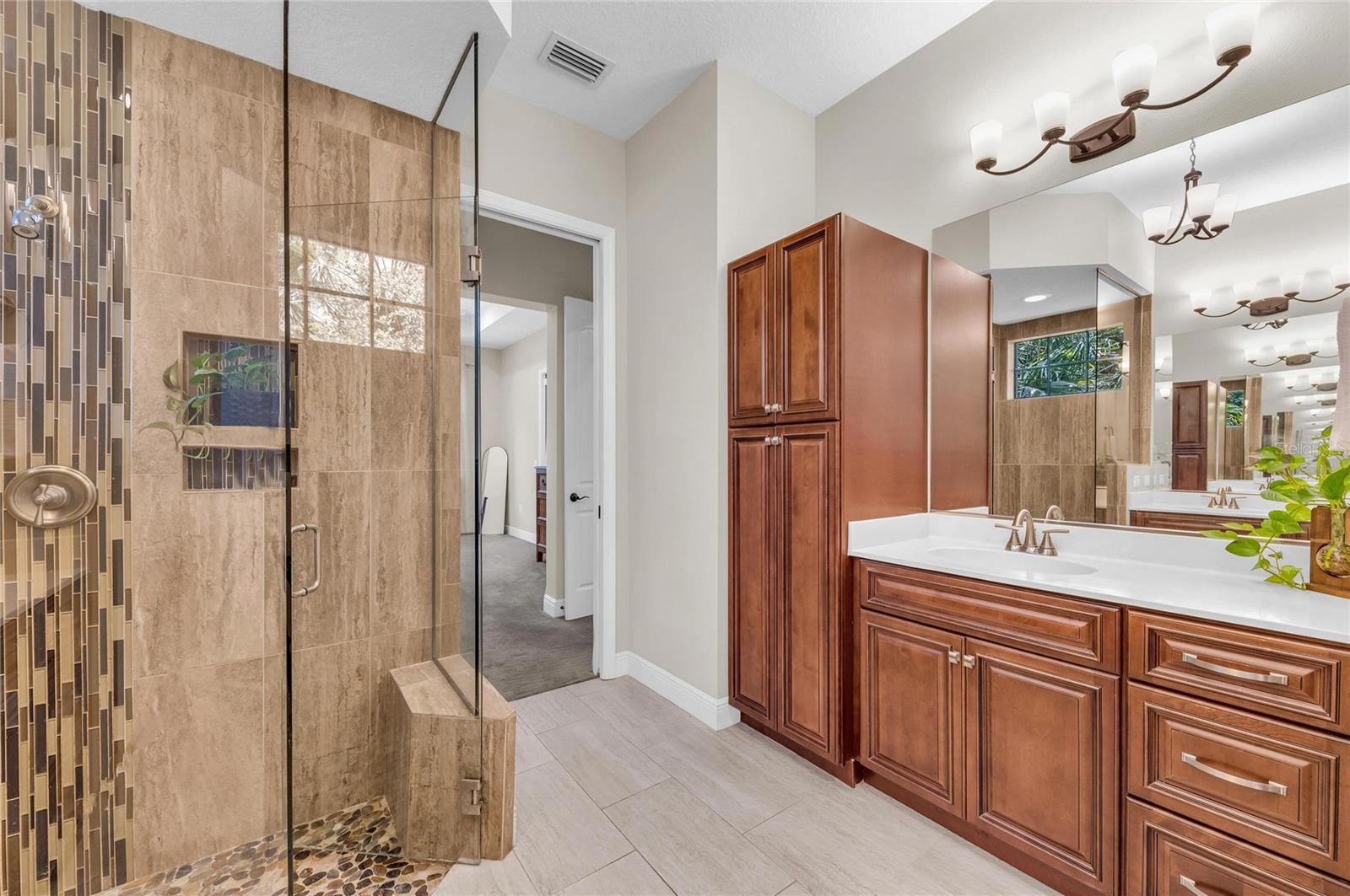5911 RIVER FOREST CIR — photo 35