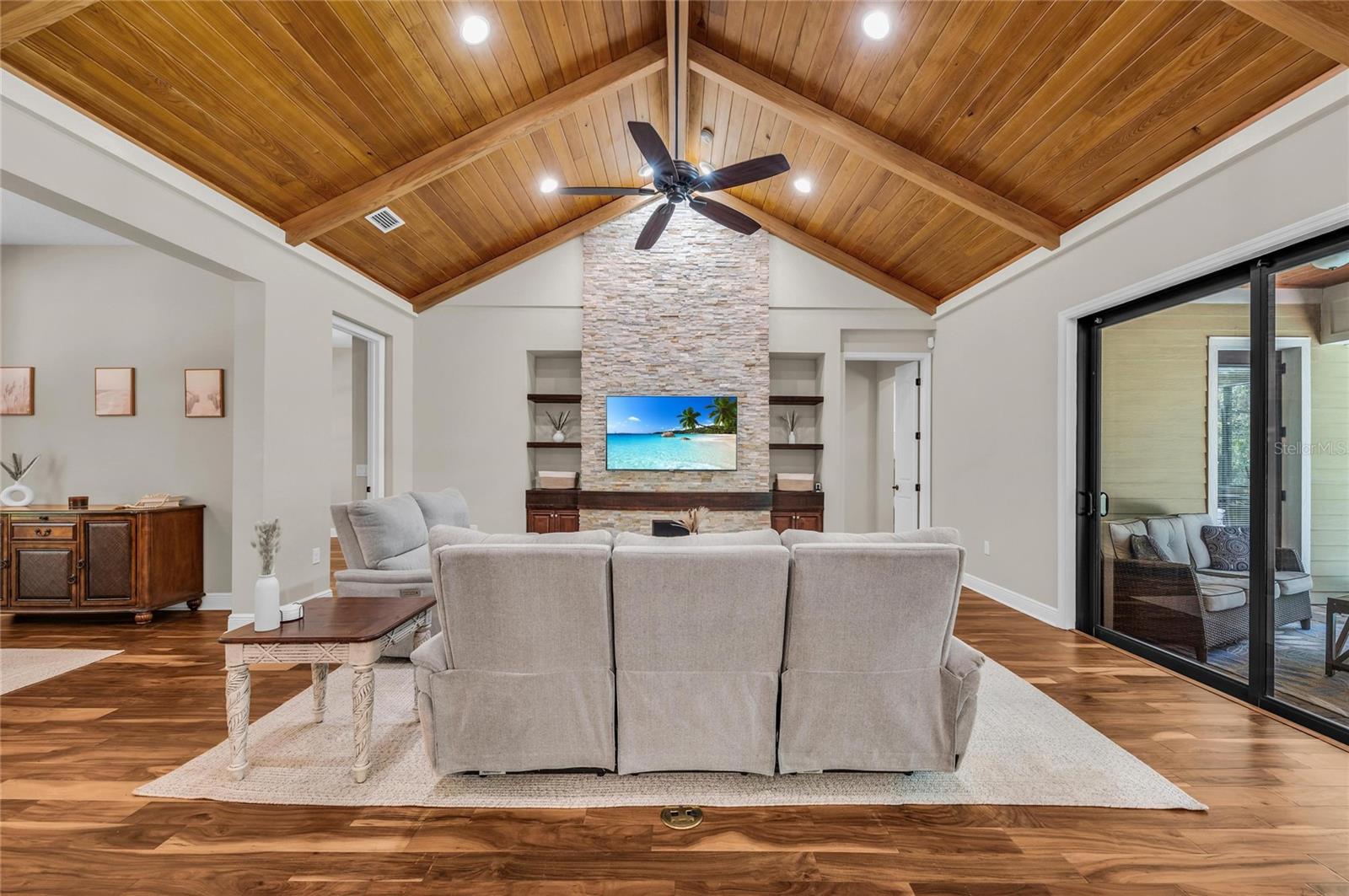 5911 RIVER FOREST CIR — photo 12