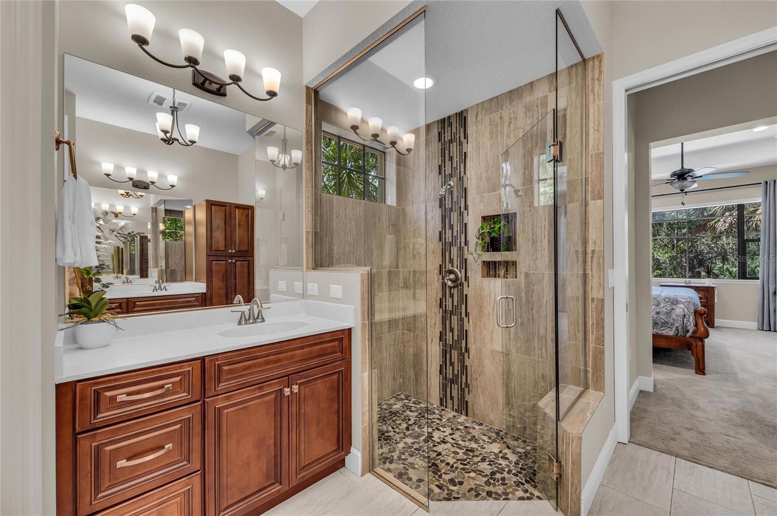 5911 RIVER FOREST CIR — photo 32