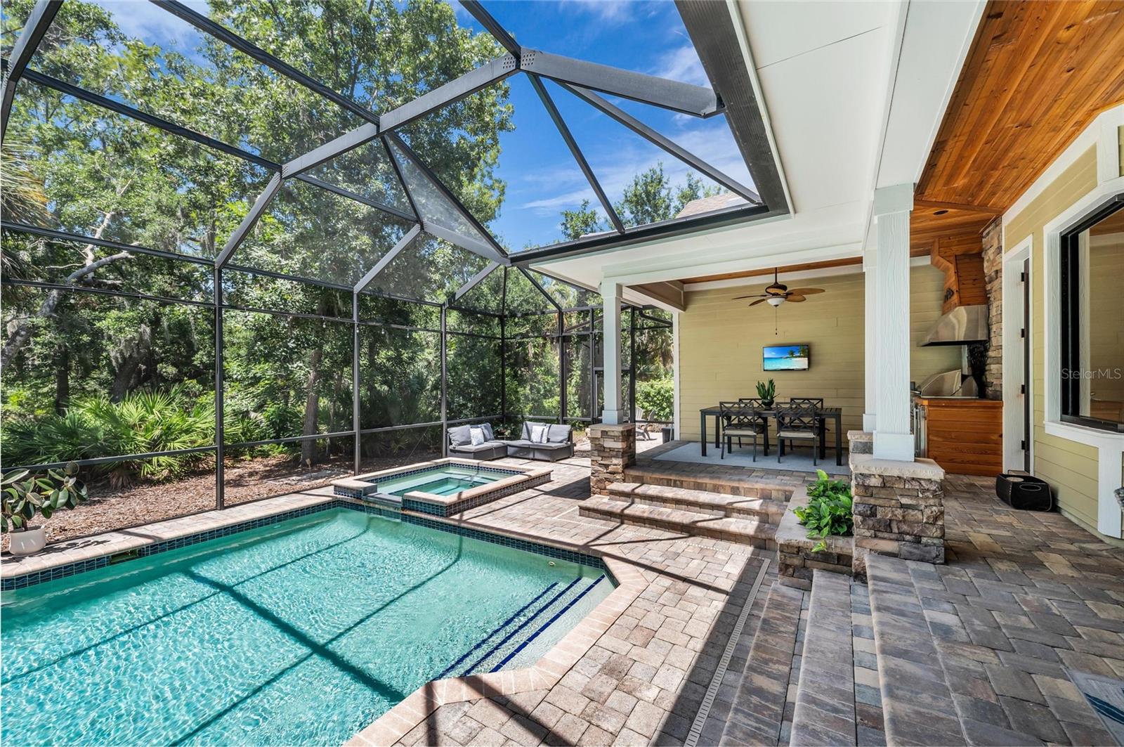 5911 RIVER FOREST CIR — photo 56