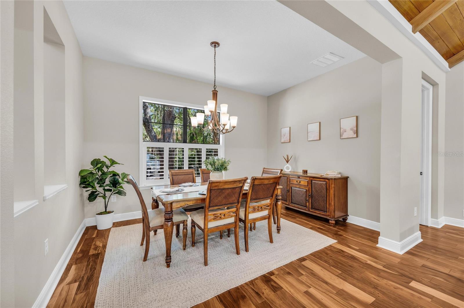 5911 RIVER FOREST CIR — photo 9