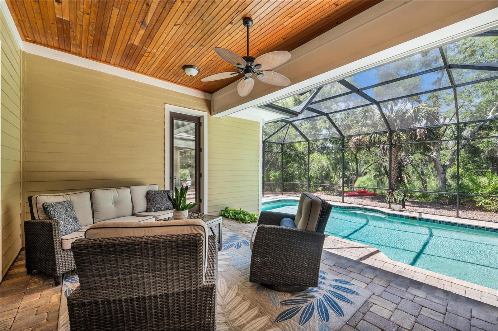5911 RIVER FOREST CIR — photo 53