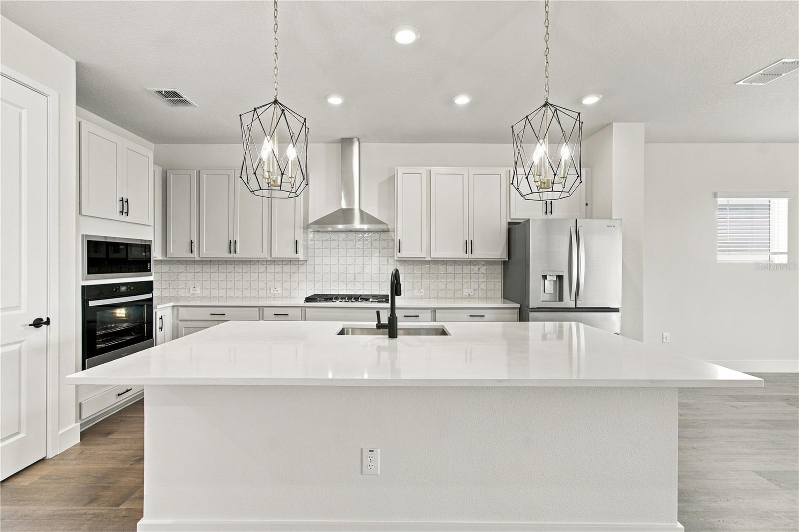 5147 CREEK SAND DR — photo 3