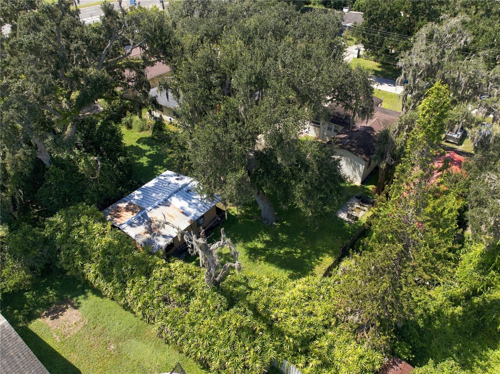 11709 HOYT AVE — photo 37