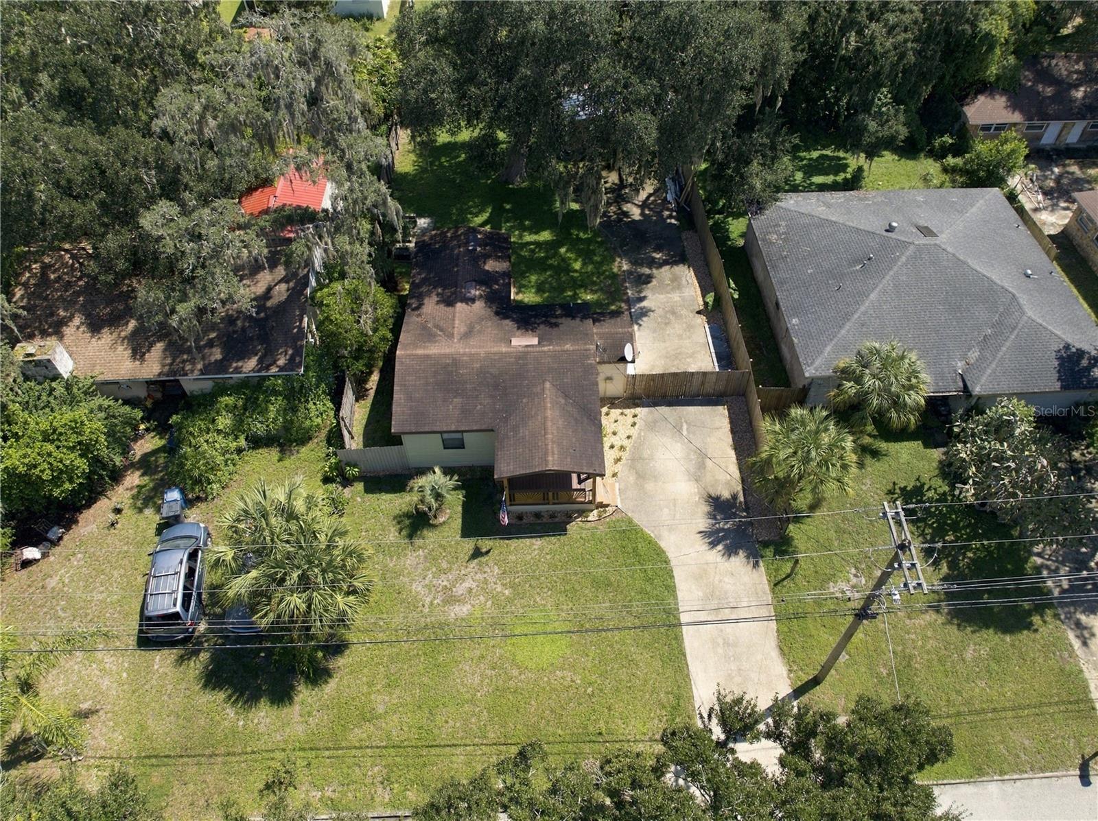 11709 HOYT AVE — photo 33