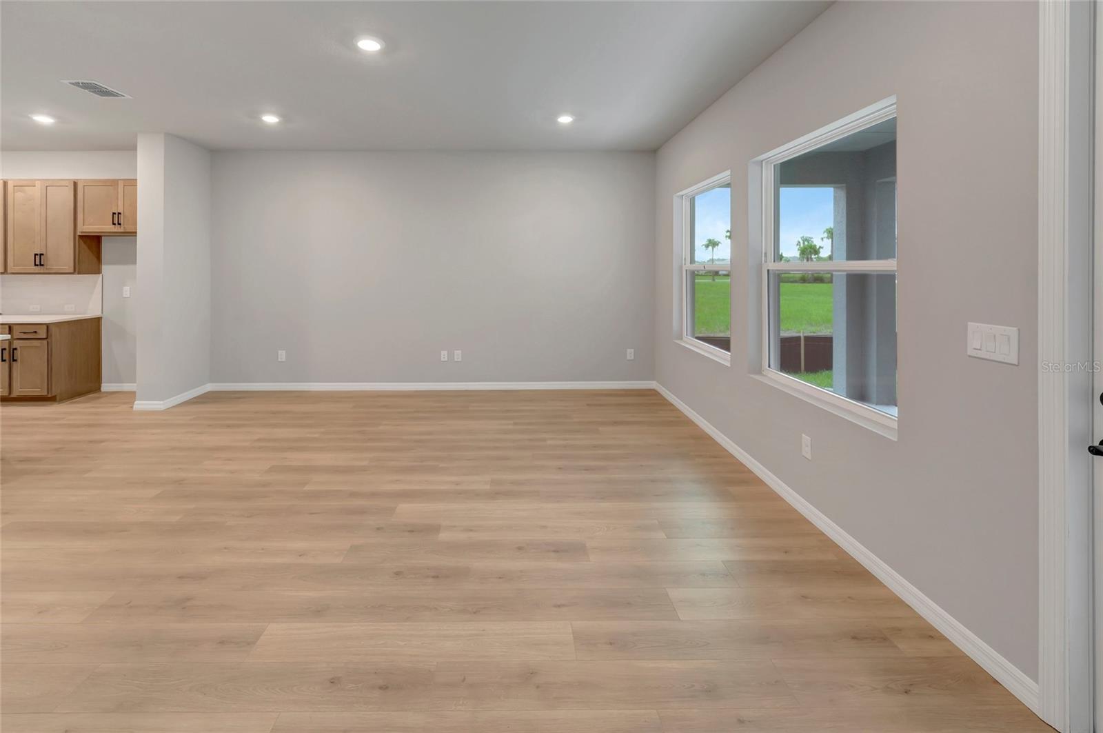 5188 CREEK SAND DR — photo 10